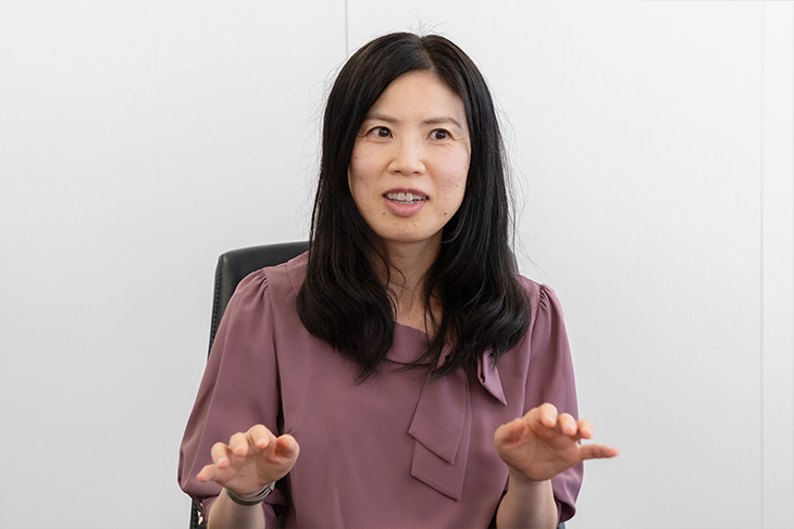 伊藤氏